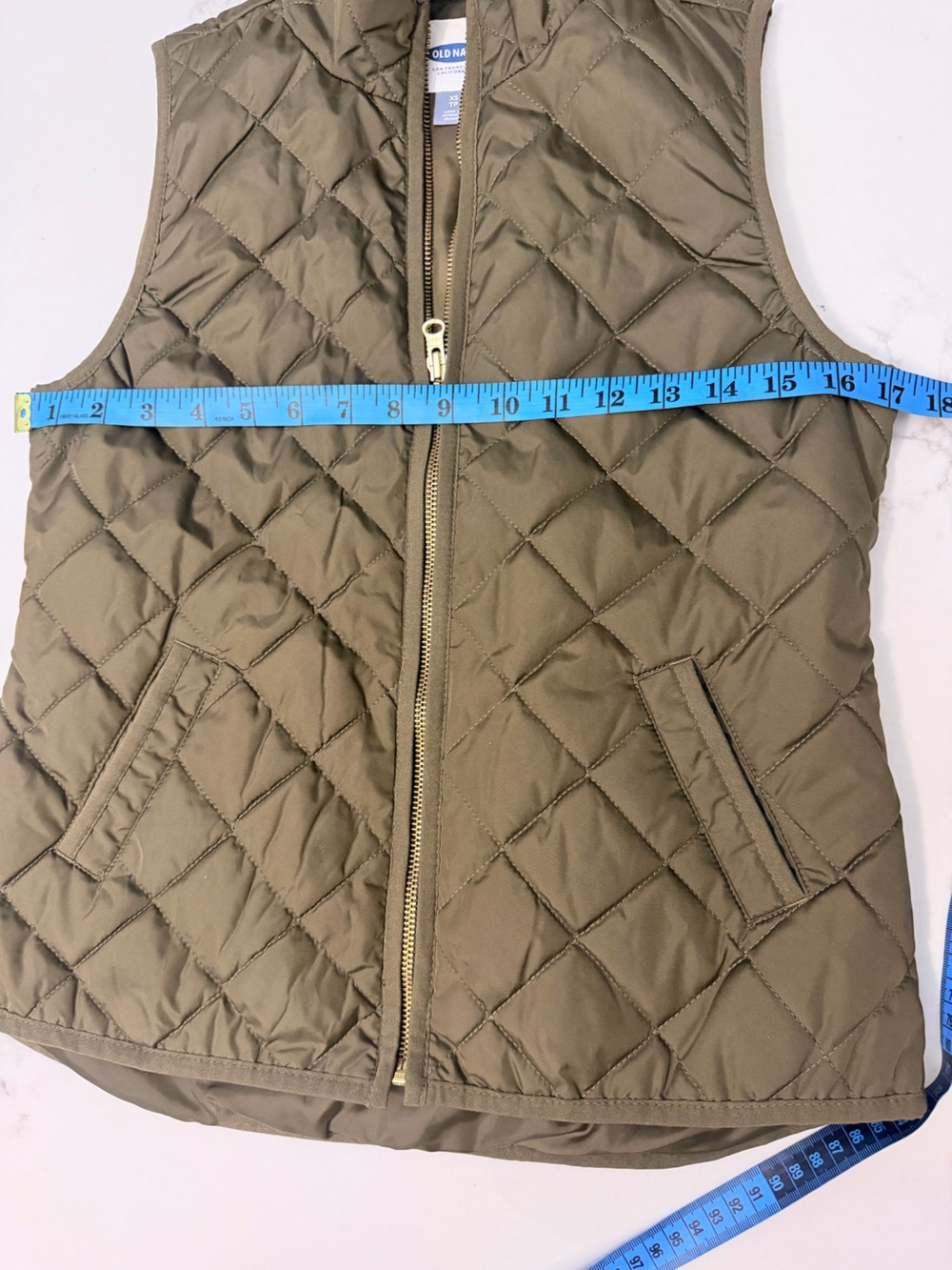 Old Navy Olive Quilted Zip-Front Vest - Picture 3 of 8